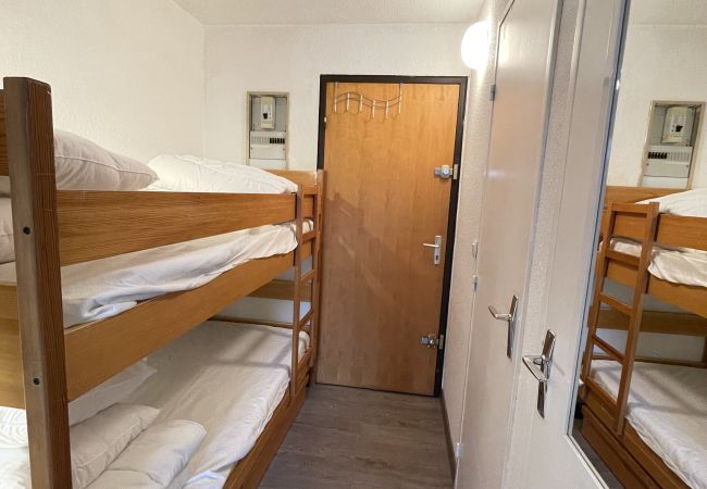 Studio in Risoul - Studio coin nuit 4 couchages CRISTAL A 213 Studio in Risoul - Studio coin nuit 4 couchages CRISTAL A 213