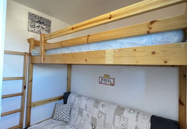 Studio in Risoul - Studio cabine 4 couchages CHRISTIANIA C 39 Studio in Risoul - Studio cabine 4 couchages CHRISTIANIA C 39