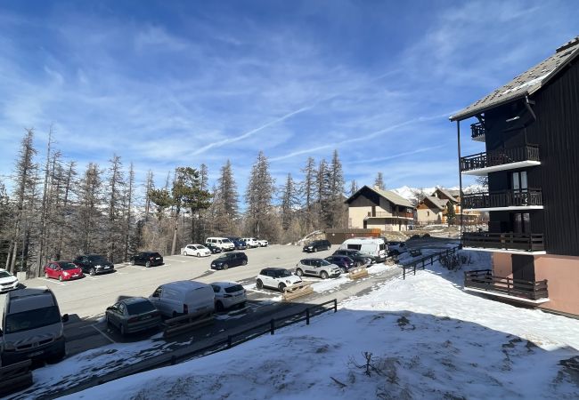 Studio in Risoul - Studio coin nuit 4 couchages CHAMOIS 22 Studio in Risoul - Studio coin nuit 4 couchages CHAMOIS 22