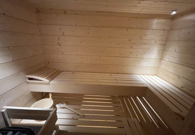 Chalet in Risoul - CHALET LES OURSONS 8 couchages Chalet in Risoul - CHALET LES OURSONS 8 couchages