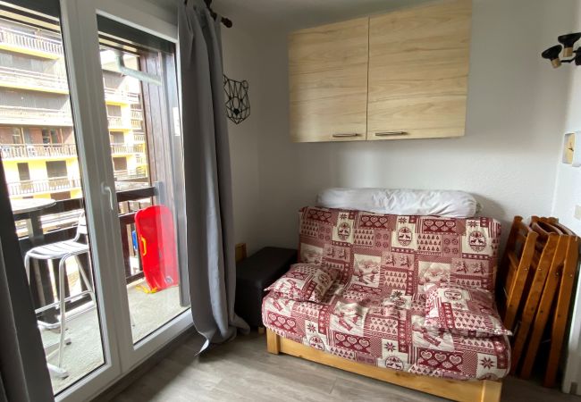 Studio in Risoul - Studio coin nuit 4 couchages CRISTAL B 25 Studio in Risoul - Studio coin nuit 4 couchages CRISTAL B 25