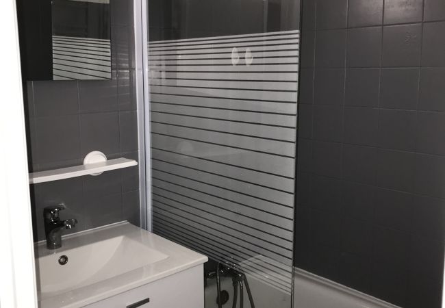 Studio in Risoul - Studio coin nuit 4 couchages CRISTAL B 311 Studio in Risoul - Studio coin nuit 4 couchages CRISTAL B 311