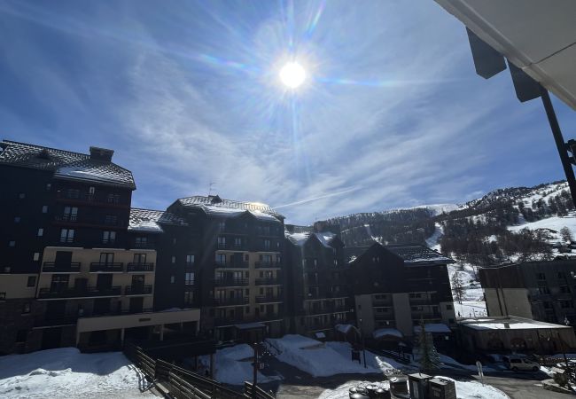 Studio in Risoul - Studio coin nuit 4 couchages CRISTAL B 311 Studio in Risoul - Studio coin nuit 4 couchages CRISTAL B 311