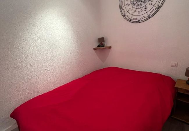 Apartment in Risoul - 2 pièces + cabine 6 couchages CHRISTIANIA A 15 Apartment in Risoul - 2 pièces + cabine 6 couchages CHRISTIANIA A 15