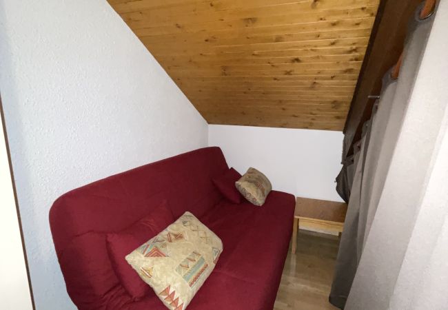 Apartment in Risoul - 2 pièces + cabine 6 couchages CHABRIERES I 47 Apartment in Risoul - 2 pièces + cabine 6 couchages CHABRIERES I 47