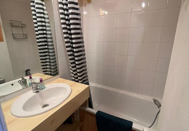 Studio in Risoul - Studio cabine 6 couchages ALDEBARAN 209 Studio in Risoul - Studio cabine 6 couchages ALDEBARAN 209