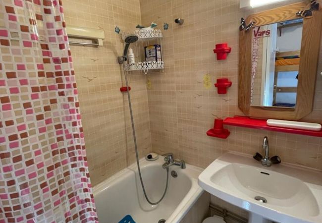 Studio in Risoul - Studio cabine 4 couchages CHAMOIS 111 Studio in Risoul - Studio cabine 4 couchages CHAMOIS 111