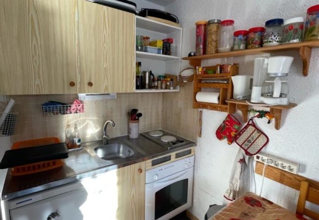 Studio in Risoul - Studio cabine 4 couchages CHAMOIS 111 Studio in Risoul - Studio cabine 4 couchages CHAMOIS 111