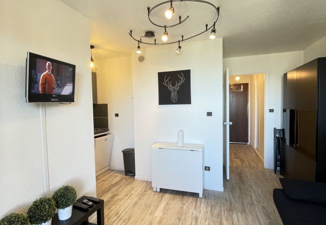 Studio in Risoul - Studio cabine 4 couchages CHRISTIANIA B 47 Studio in Risoul - Studio cabine 4 couchages CHRISTIANIA B 47