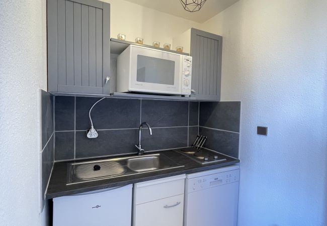 Studio in Risoul - Studio cabine 4 couchages CHRISTIANIA B 47 Studio in Risoul - Studio cabine 4 couchages CHRISTIANIA B 47