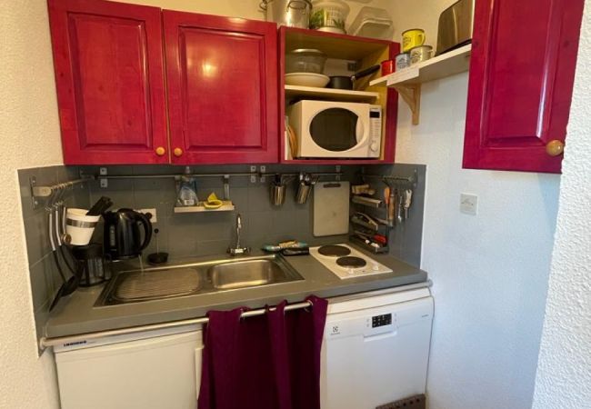 Studio in Risoul - Studio cabine 4 couchages CHRISTIANIA B 57 Studio in Risoul - Studio cabine 4 couchages CHRISTIANIA B 57