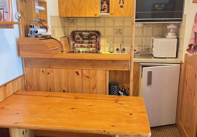 Studio in Risoul - Studio cabine 4 couchages CHRISTIANIA C 03 Studio in Risoul - Studio cabine 4 couchages CHRISTIANIA C 03