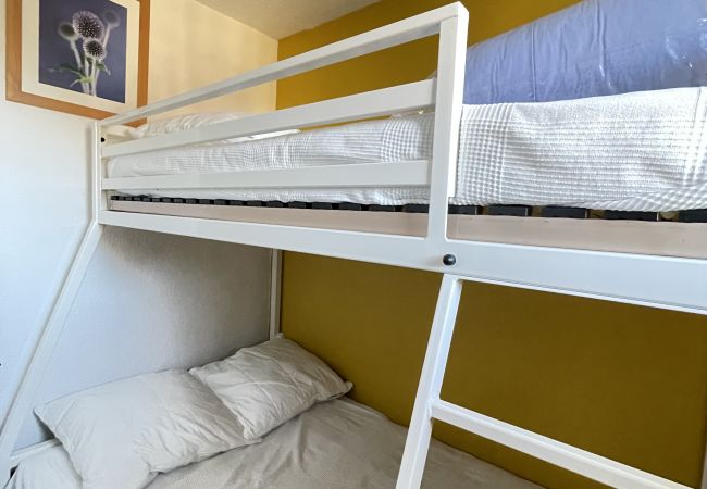 Studio in Risoul - Studio cabine 4 couchages CHRISTIANIA C 29 Studio in Risoul - Studio cabine 4 couchages CHRISTIANIA C 29