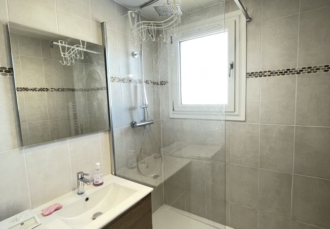 Apartment in Risoul - Appartement 6 couchages CIMBRO II 31 Apartment in Risoul - Appartement 6 couchages CIMBRO II 31