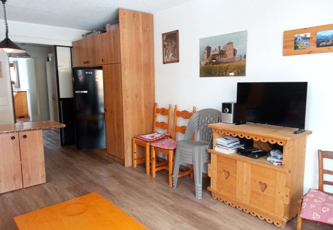 Apartment in Risoul - Appartement 6 couchages CIMBRO II 31 Apartment in Risoul - Appartement 6 couchages CIMBRO II 31