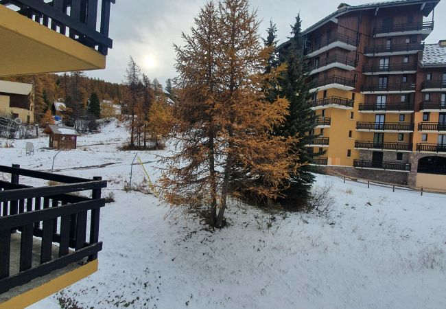 Studio in Risoul - Studio coin nuit 4 couchages CLARINES A1 12 Studio in Risoul - Studio coin nuit 4 couchages CLARINES A1 12