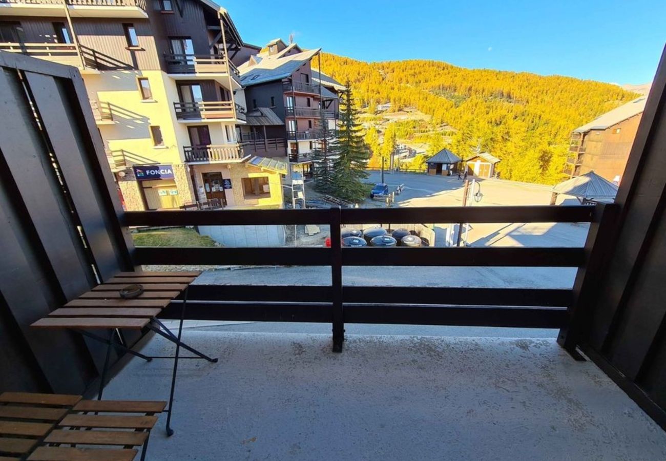 Apartment, Risoul, ski-holidays, ski-in/ski-out, century-21, Clarines