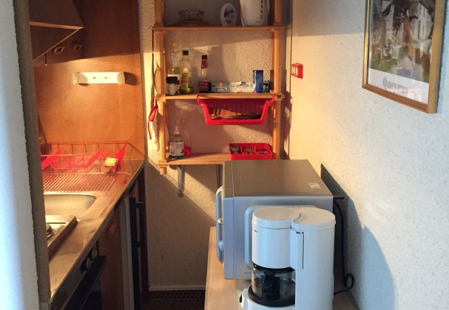 Studio in Risoul - Studio cabine 4 couchages CLEMATITES B 67 Studio in Risoul - Studio cabine 4 couchages CLEMATITES B 67