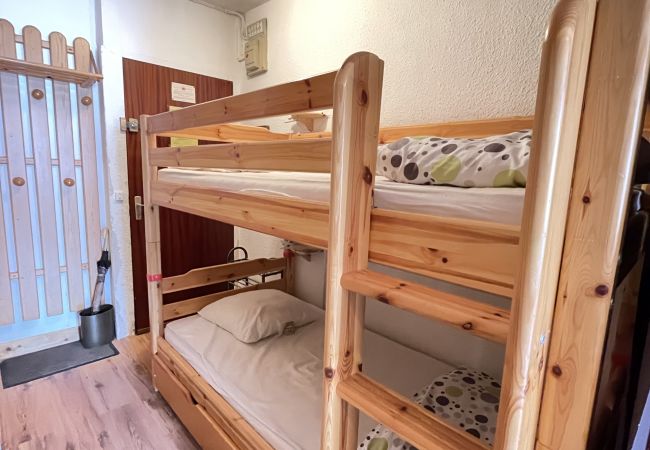 Studio in Risoul - Studio coin nuit 4 couchages LAUS 317 Studio in Risoul - Studio coin nuit 4 couchages LAUS 317