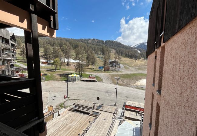 Studio in Risoul - Studio coin nuit 4 couchages LAUS 317 Studio in Risoul - Studio coin nuit 4 couchages LAUS 317