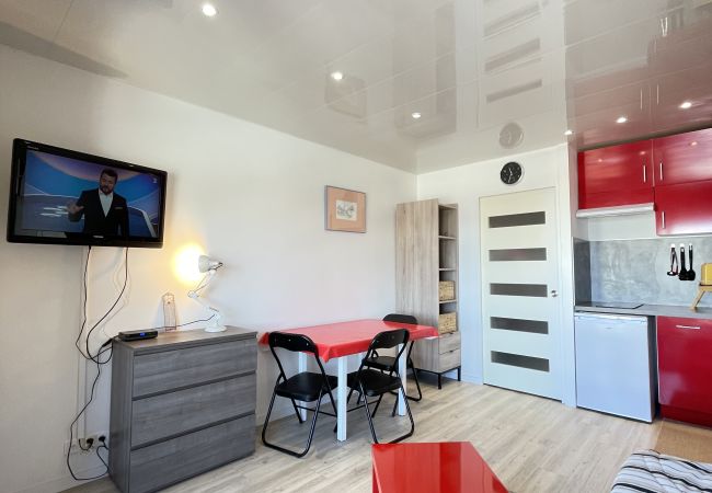 Studio in Risoul - Studio coin nuit 4 couchages LAUS 415 Studio in Risoul - Studio coin nuit 4 couchages LAUS 415