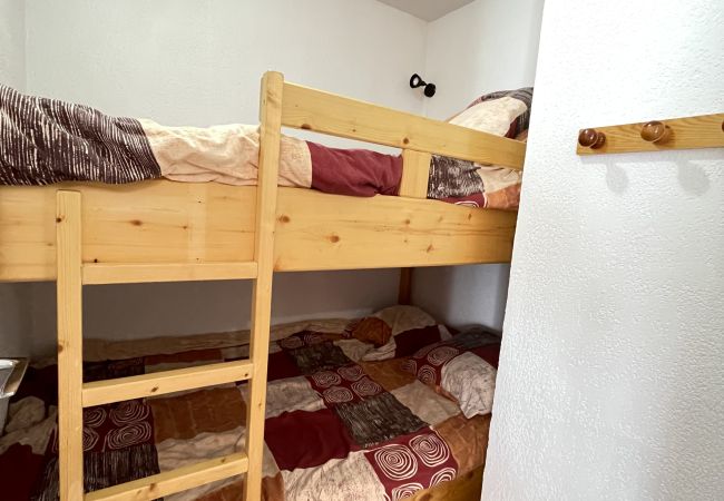 Apartment in Risoul - Appartement 6/8 couchages VILLARET I 94 Apartment in Risoul - Appartement 6/8 couchages VILLARET I 94