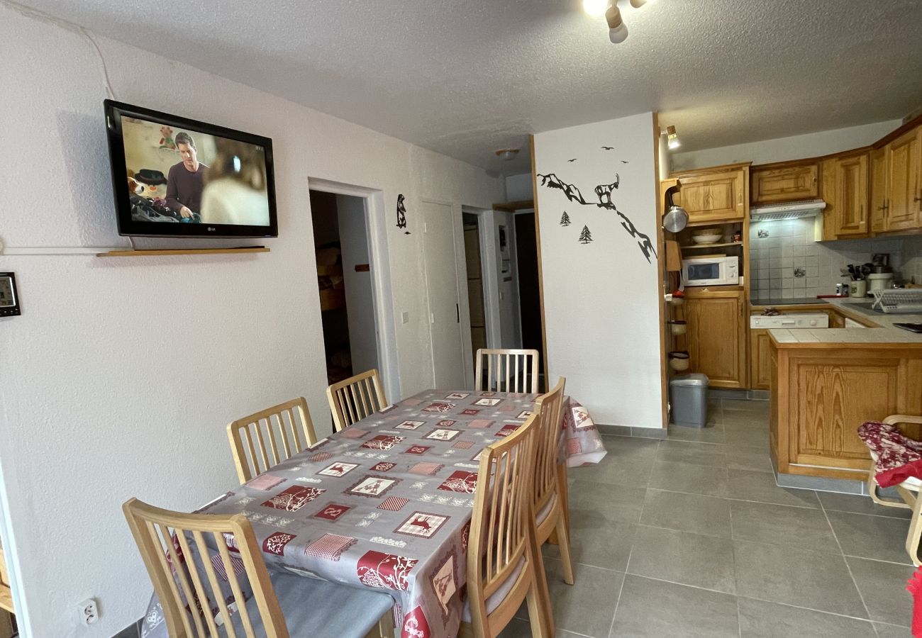 Apartment, Risoul, ski-holidays, ski-in/ski-out, century-21, Villaret