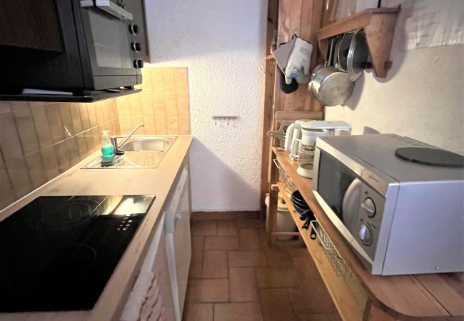 Apartment in Risoul - Appt. 2 pièces cabine 6/8 couchages VILLARET I 112 Apartment in Risoul - Appt. 2 pièces cabine 6/8 couchages VILLARET I 112