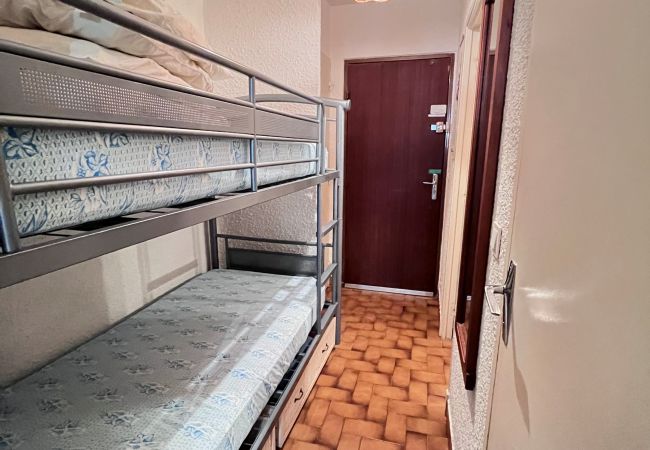 Studio in Risoul - Studio coin nuit 4 couchages VILLARET II 32 Studio in Risoul - Studio coin nuit 4 couchages VILLARET II 32