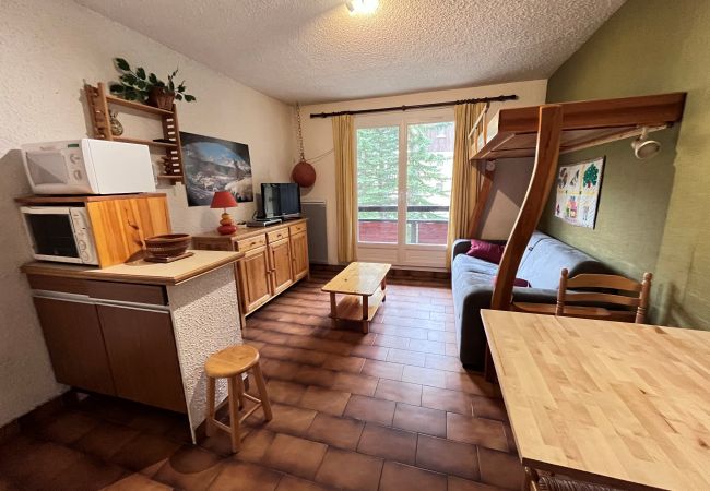 Studio in Risoul - Studio coin nuit 4 couchages VILLARET II 32 Studio in Risoul - Studio coin nuit 4 couchages VILLARET II 32