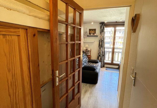 Studio in Risoul - Studio cabine 4 couchages CHABRIERES I 27 Studio in Risoul - Studio cabine 4 couchages CHABRIERES I 27