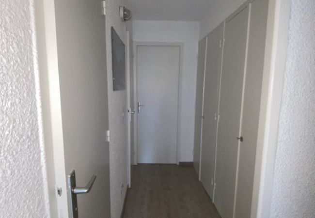 Apartment in Risoul - Appartement 2 pièces 4/5 couchages FLORINS II 21 Apartment in Risoul - Appartement 2 pièces 4/5 couchages FLORINS II 21