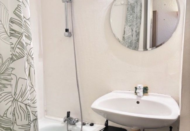 Studio in Risoul - Studio Coin nuit 4 couchages Clarines B2 328 Studio in Risoul - Studio Coin nuit 4 couchages Clarines B2 328