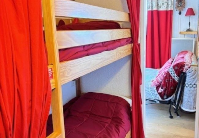 Studio in Risoul - Studio Coin nuit 4 couchages Clarines B2 328 Studio in Risoul - Studio Coin nuit 4 couchages Clarines B2 328
