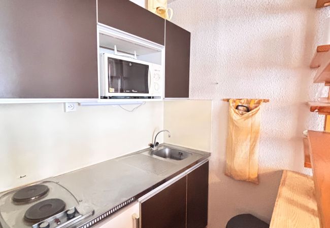 Studio in Risoul - Studio Coin Nuit 4 couchages DIAMANT C 80 Studio in Risoul - Studio Coin Nuit 4 couchages DIAMANT C 80