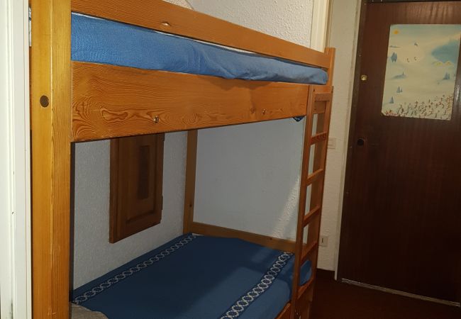 Studio in Risoul - Studio Coin Nuit 4 couchages l'Orée du Bois A 513 Studio in Risoul - Studio Coin Nuit 4 couchages l'Orée du Bois A 513