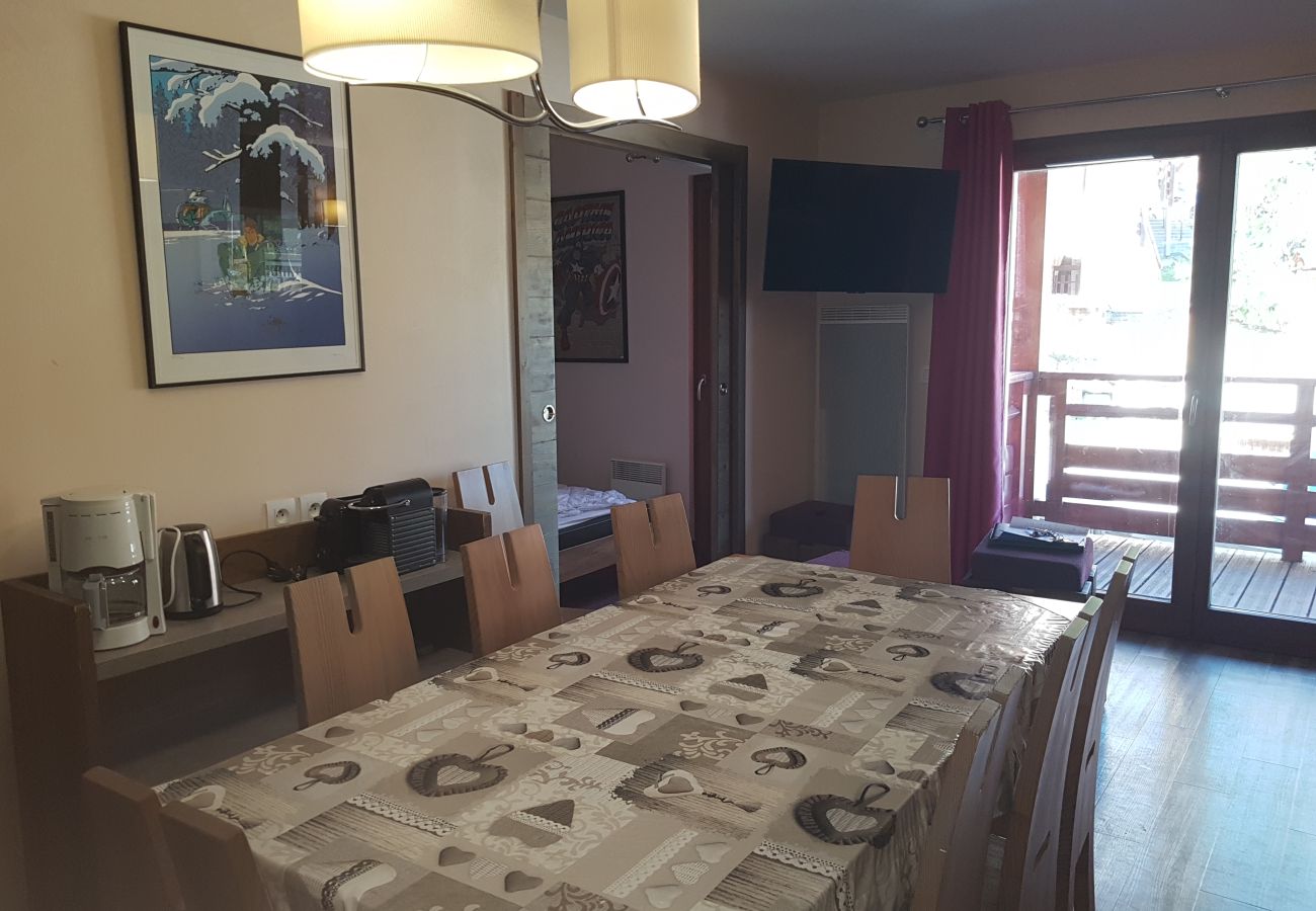 Apartment in Risoul - Appartement 4 pièces 8 couchages  Deneb 26