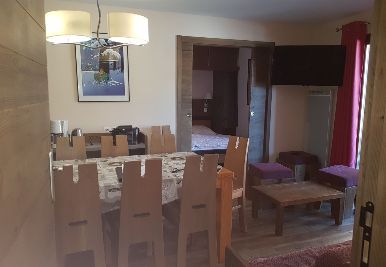 Apartment in Risoul - Appartement 4 pièces 8 couchages  Deneb 26