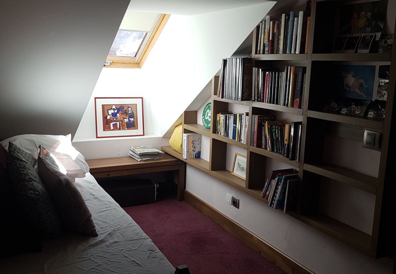 Apartment in Risoul - Appartement 5 pièces 9 couchages DENEB 42