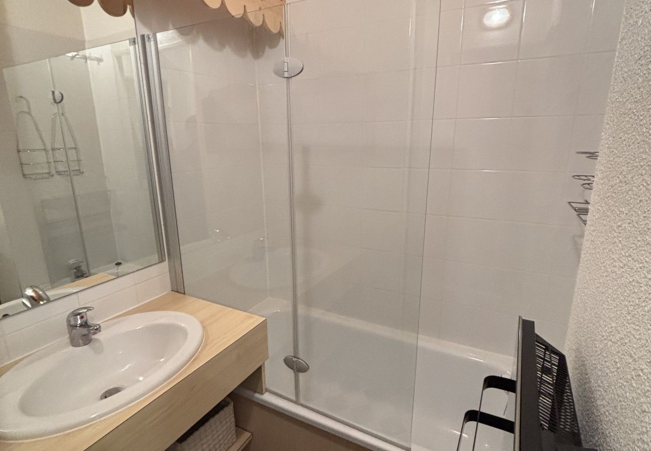 Apartment in Risoul - Appartement 6/7 couchages PEGASE 10