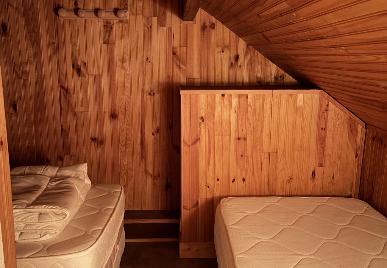 Chalet in Risoul - Appartement dans Chalet Le Lauzet 12/14 couchages