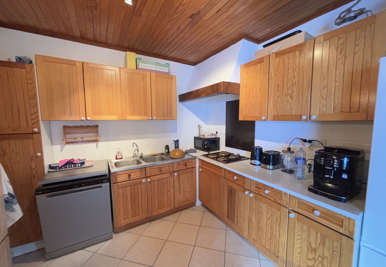 Chalet in Risoul - Appartement dans Chalet Le Lauzet 12/14 couchages