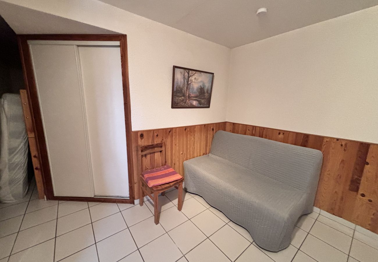 Apartment in Risoul - Appartement 2 pièces + coin nuit 6 couchages le La