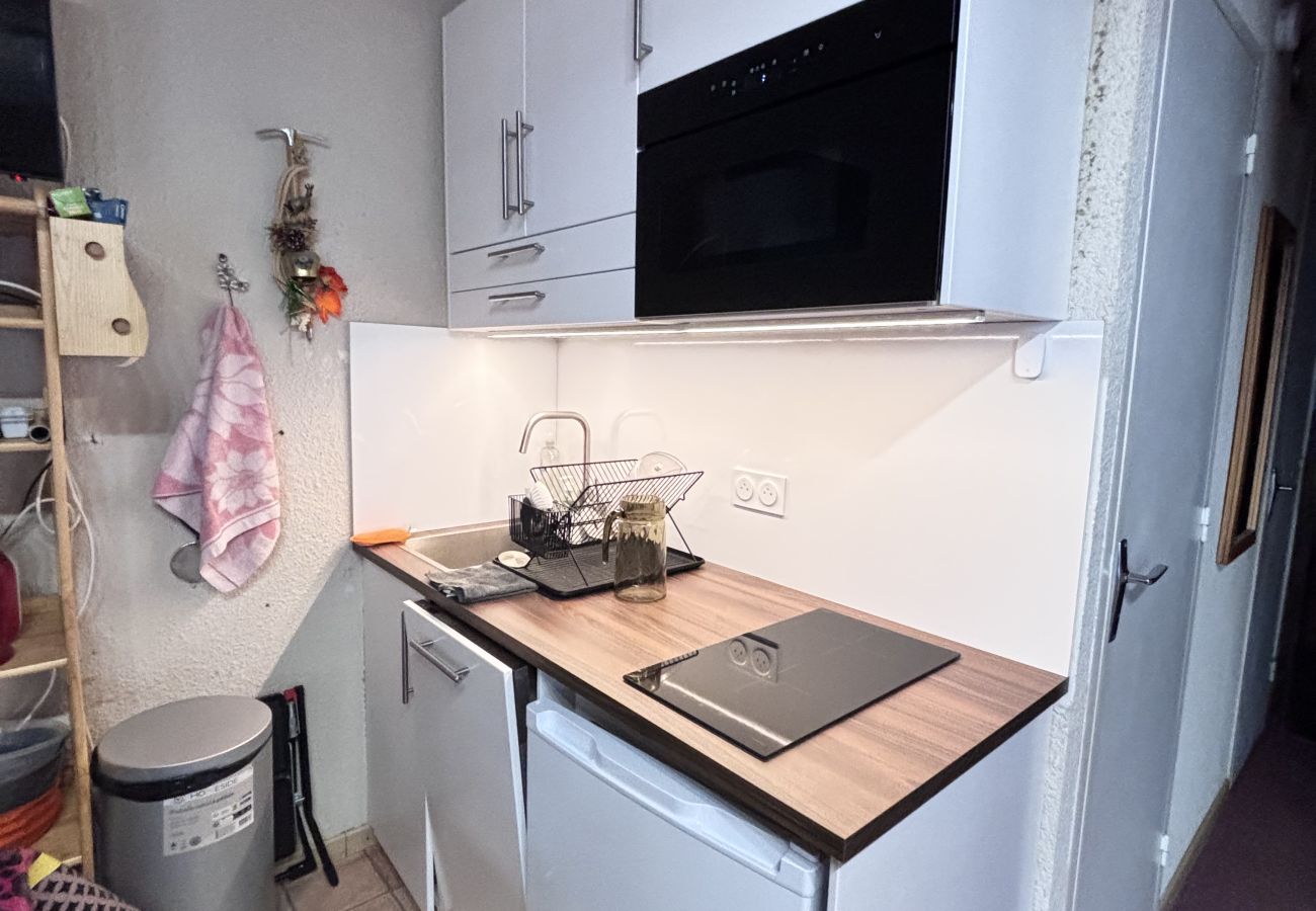 Apartment in Risoul - Studio double Cabine Airelles B 29