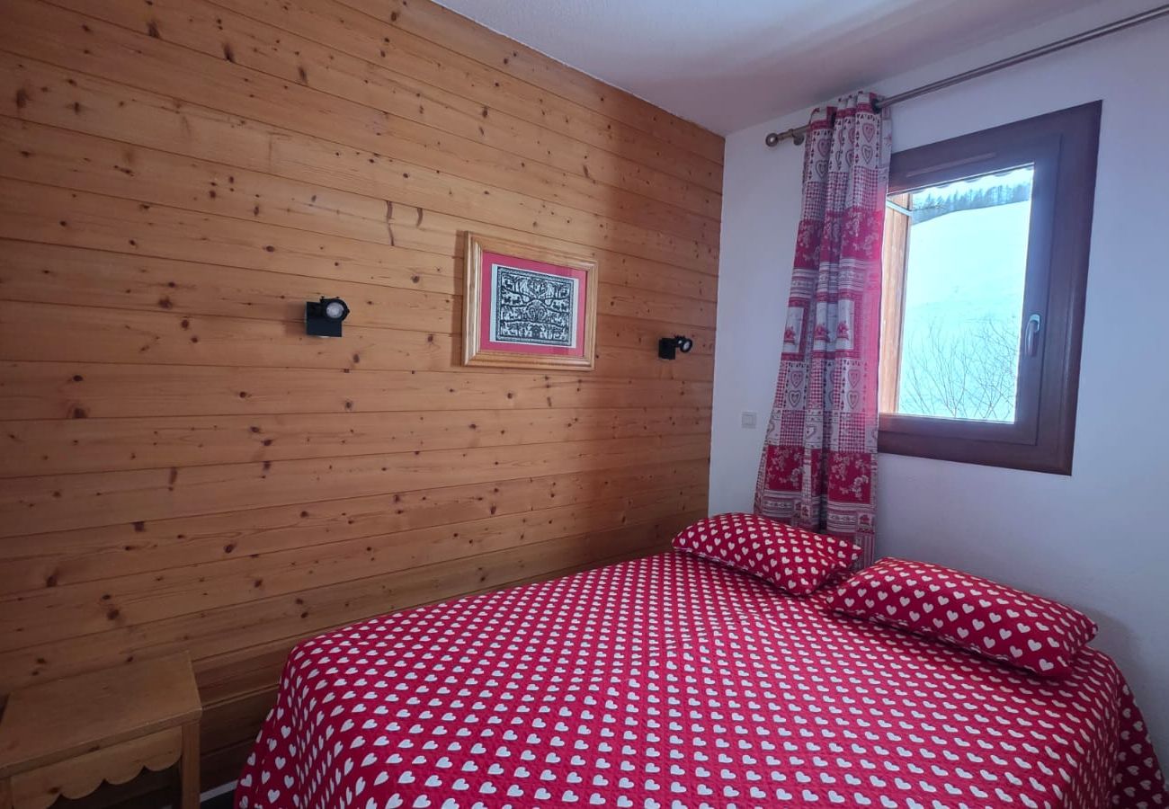 Apartment in Risoul - Balcons de Sirius 216 Apt 4/6 couchages 