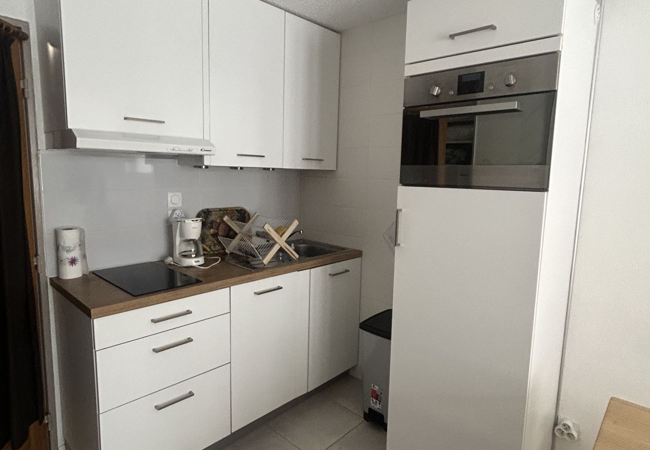 Studio in Risoul - CLEMATITES B12 Studio Coin Nuit 4 couchages