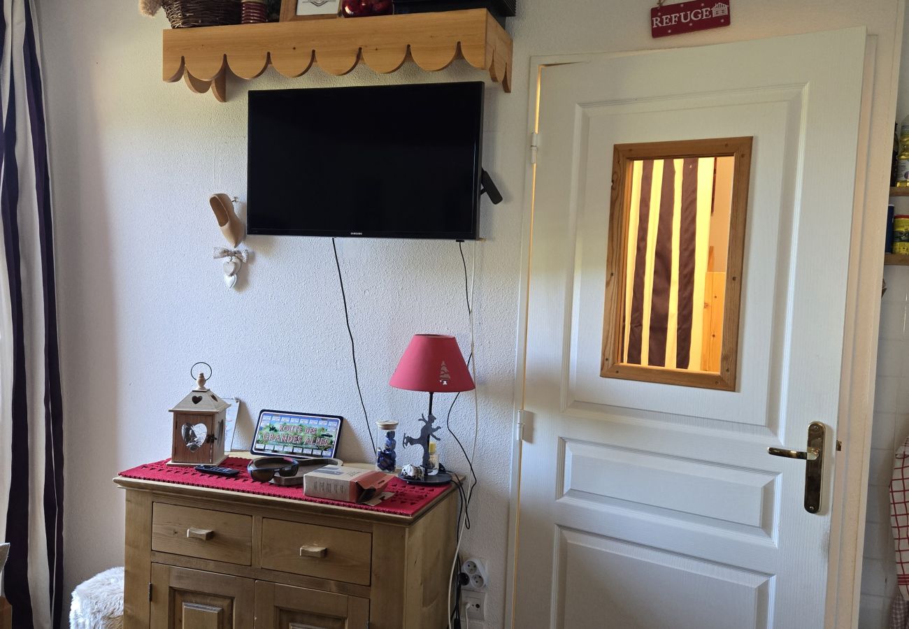 Apartment in Risoul - Balcons de Sirius 616 Appt 6 couchages