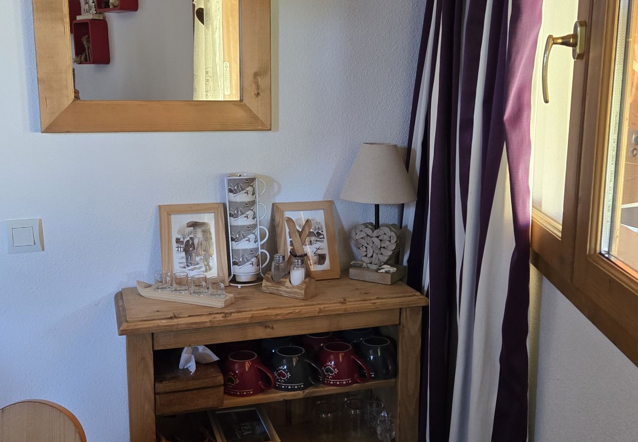 Apartment in Risoul - Balcons de Sirius 616 Appt 6 couchages