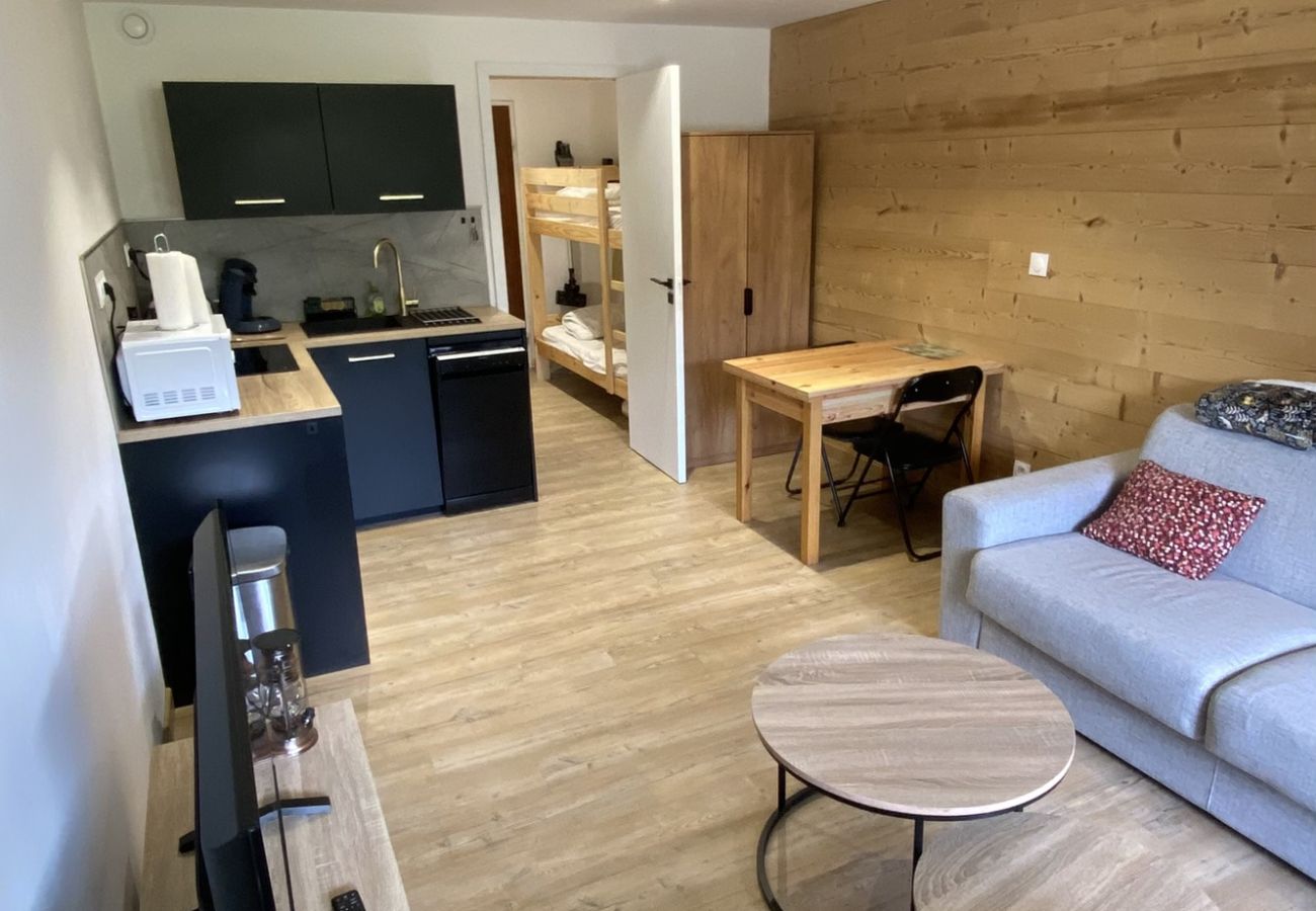 Studio in Risoul - OREE DU BOIS A 712 Studio Coin Nuit 4 couchages