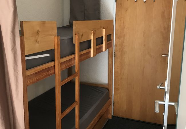 Studio à Risoul - Studio coin nuit 4 couchages CRISTAL B 311 Studio à Risoul - Studio coin nuit 4 couchages CRISTAL B 311